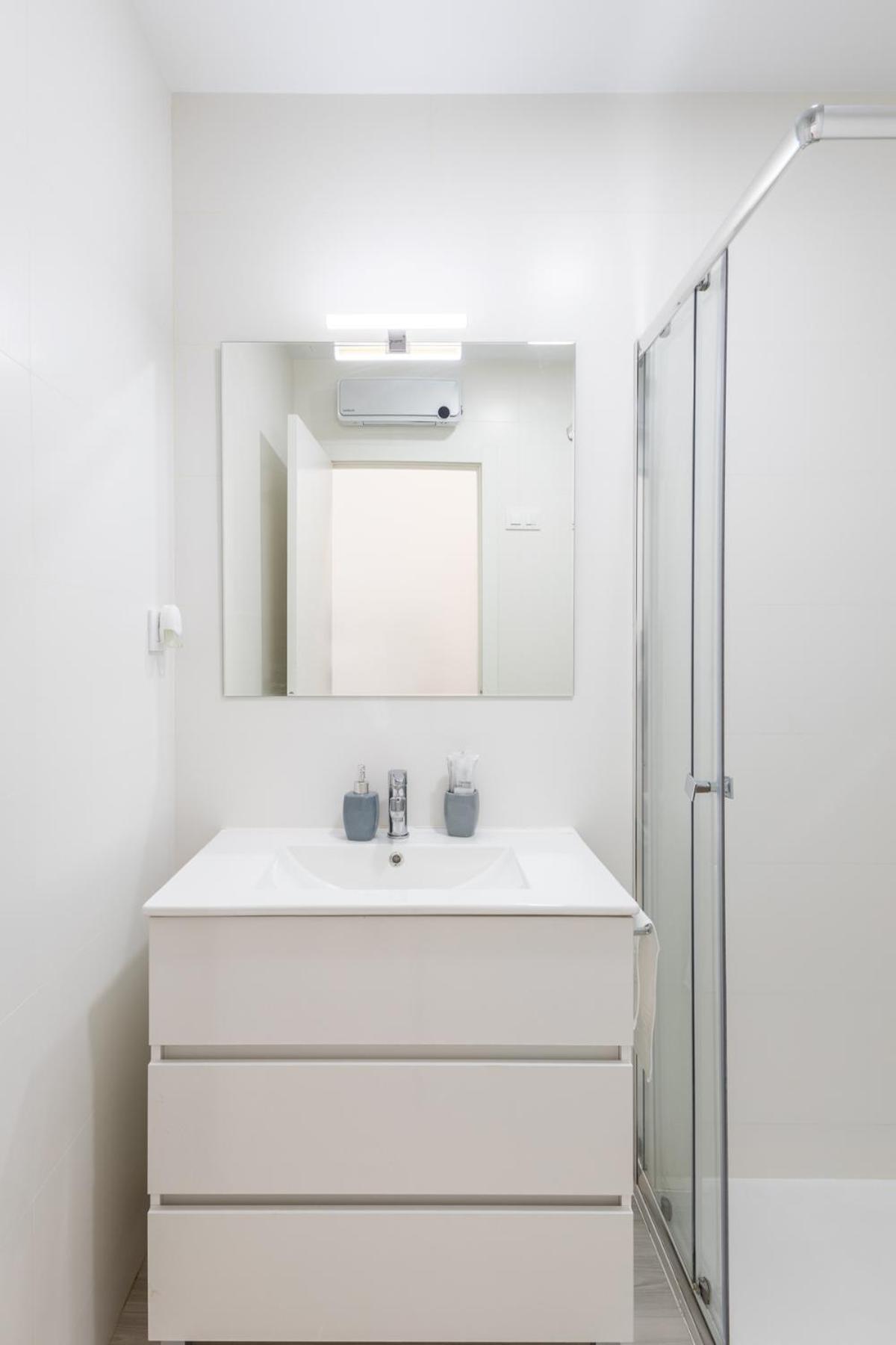 Moncloa Apartment, Con Parking Opcional マドリード エクステリア 写真